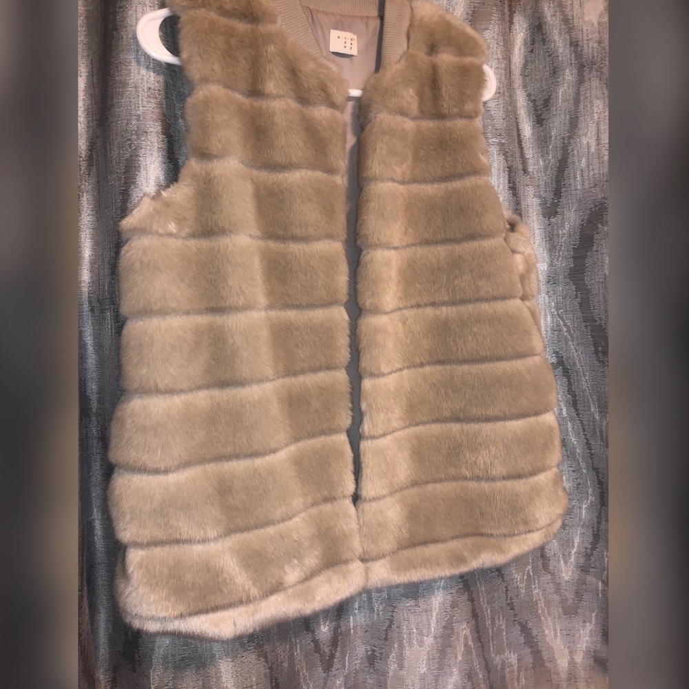 Faux puffer Vest